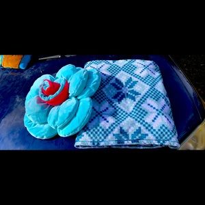 Flower Pillow!